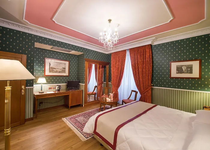 Strozzi Palace 4*