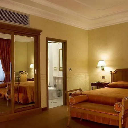 Strozzi Palace 4* פירנצה