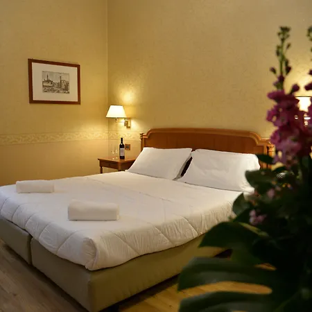 Strozzi Palace 4* פירנצה