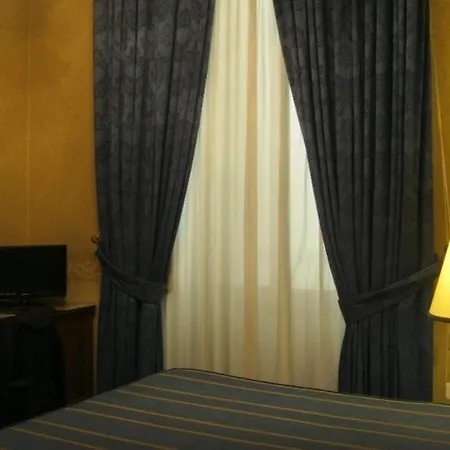 Strozzi Palace 4*