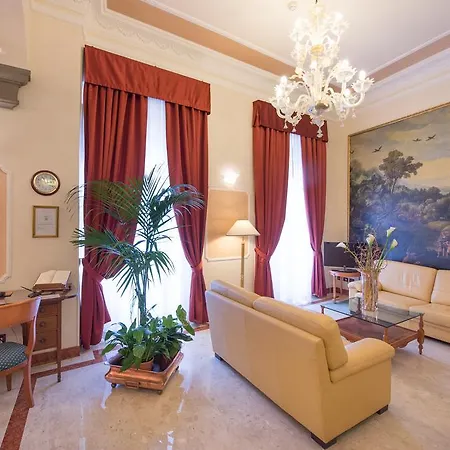 Strozzi Palace 4* Florence