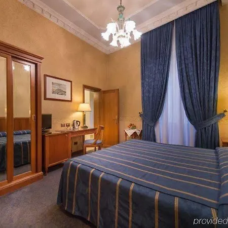 Strozzi Palace Hotel Florence