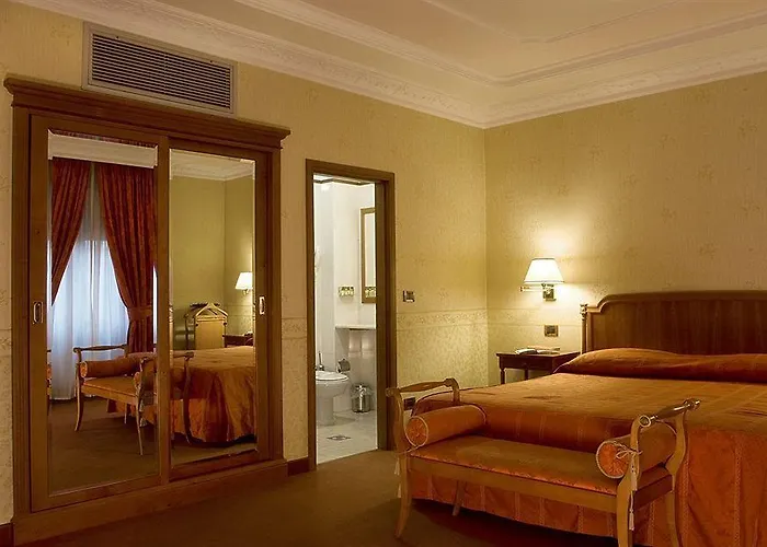 Strozzi Palace 4* Floransa