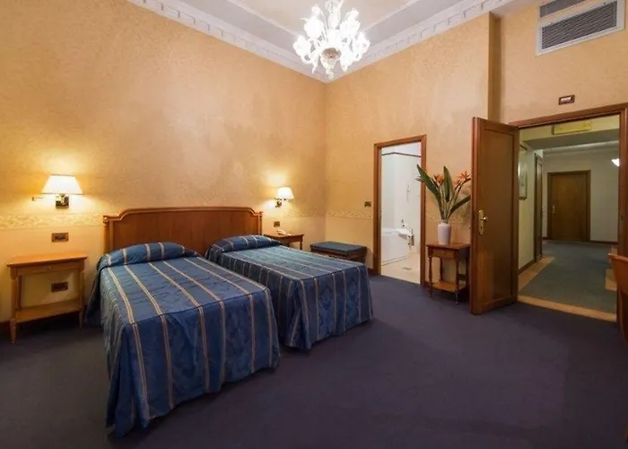 ストロッツィ パレス