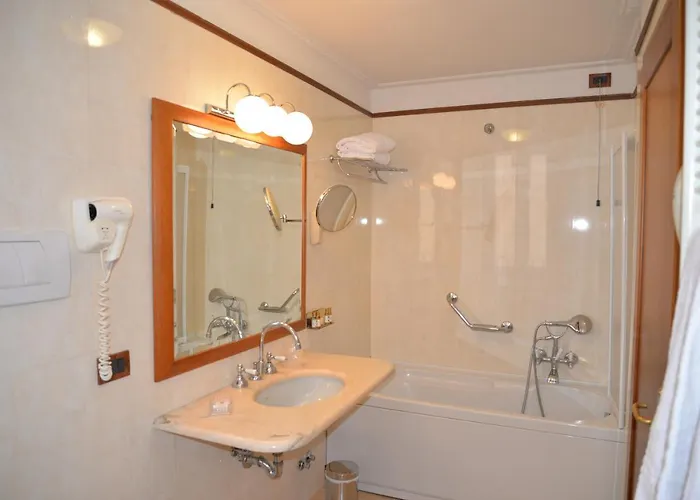 ストロッツィ パレス ホテル