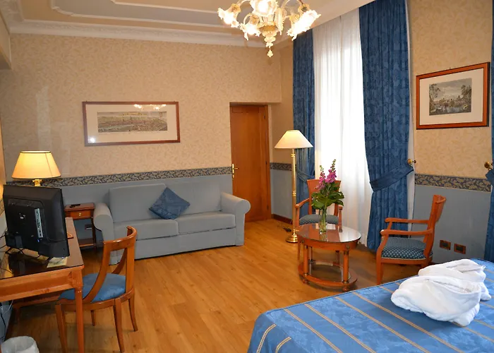 ストロッツィ パレス ホテル 4*