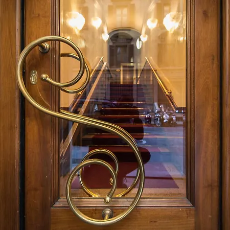 Strozzi Palace Szálloda 4*