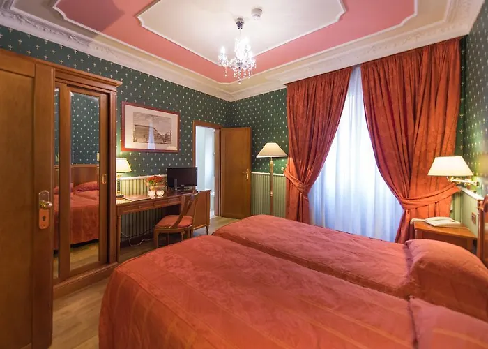 Strozzi Palace Hotel 4*